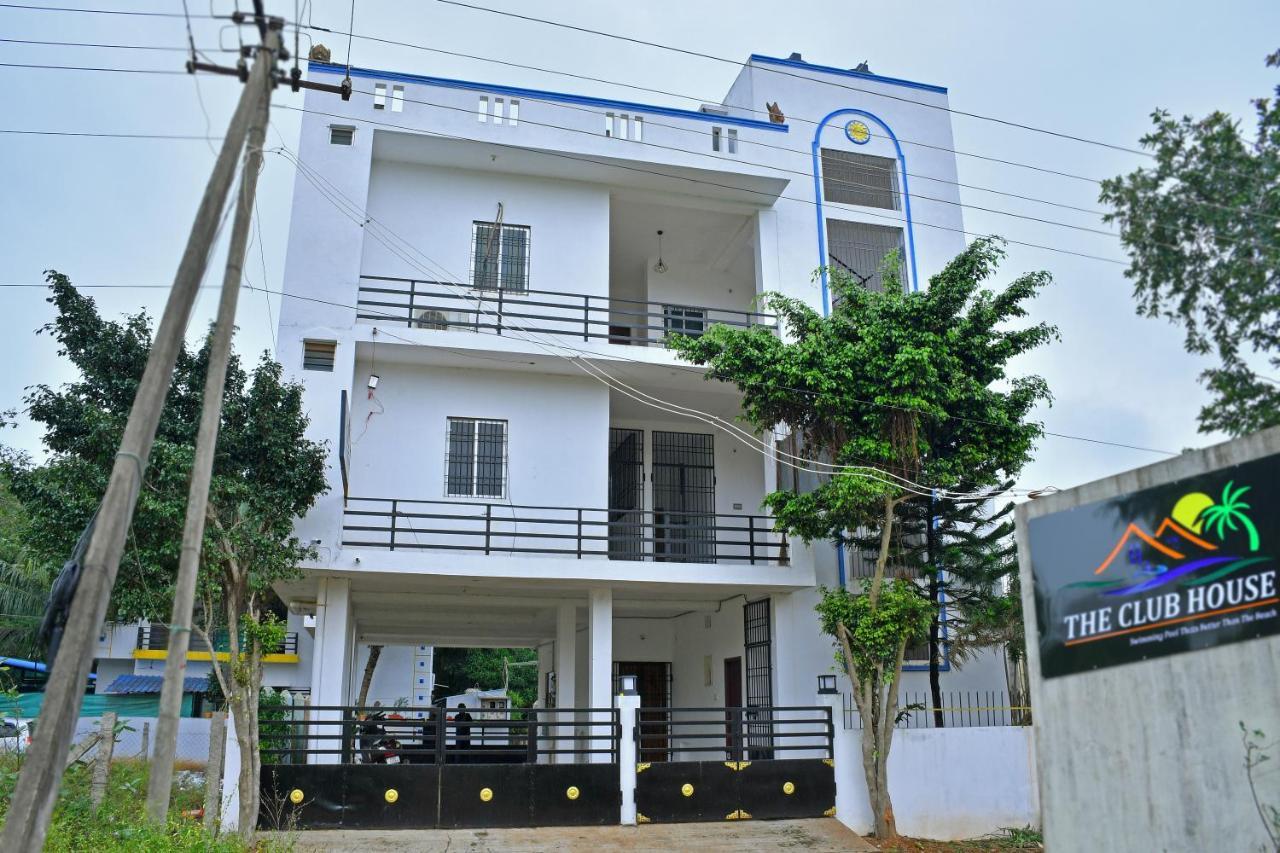 The Club House- Swimming Pool That'S Better Than The Beach Hotell Pondicherry Exteriör bild